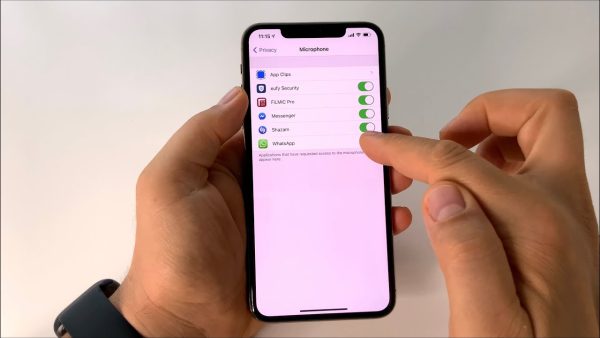 acces-microfon-600x338 Telefonul tău ascunde secrete: ce NU știai despre aplicațiile pe care le folosești zilnic