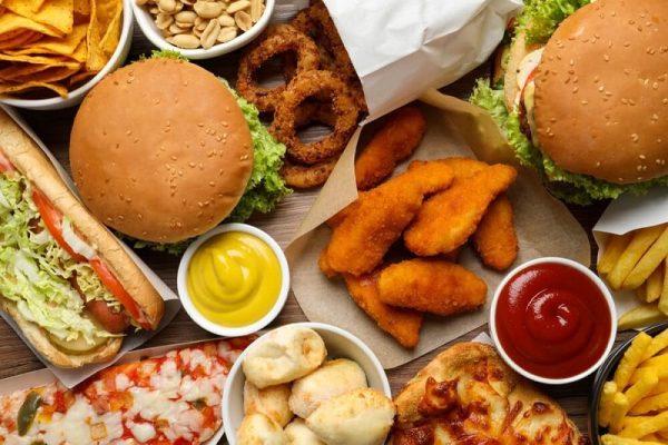 fast-food-600x400 Ce mănânci de fapt când comanzi fast-food – adevărul ascuns care te va face să te gândești de două ori