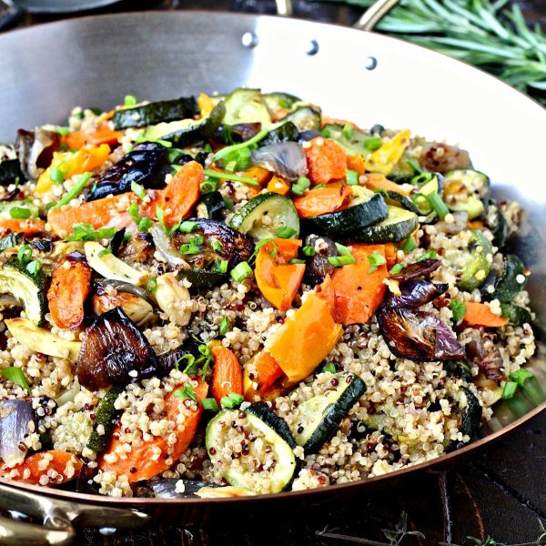 quinoa-with-roasted-vegetables-600x600 Gustări sănătoase pentru birou: 7 rețete rapide și delicioase