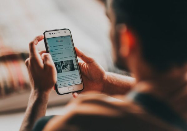 stiri-negative-600x421 Cum ne afectează inconștient imaginile negative de la știri – și ce poți face concret